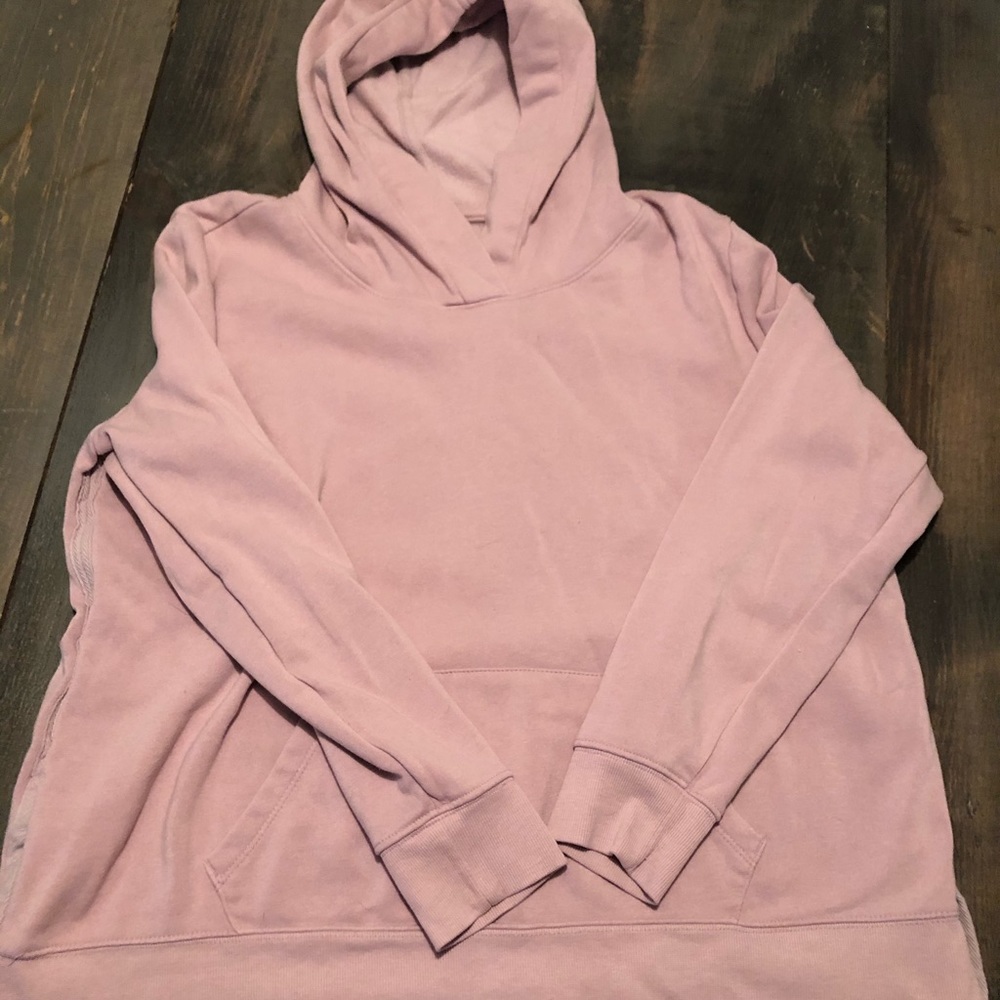 Old Navy Sweat Shirt